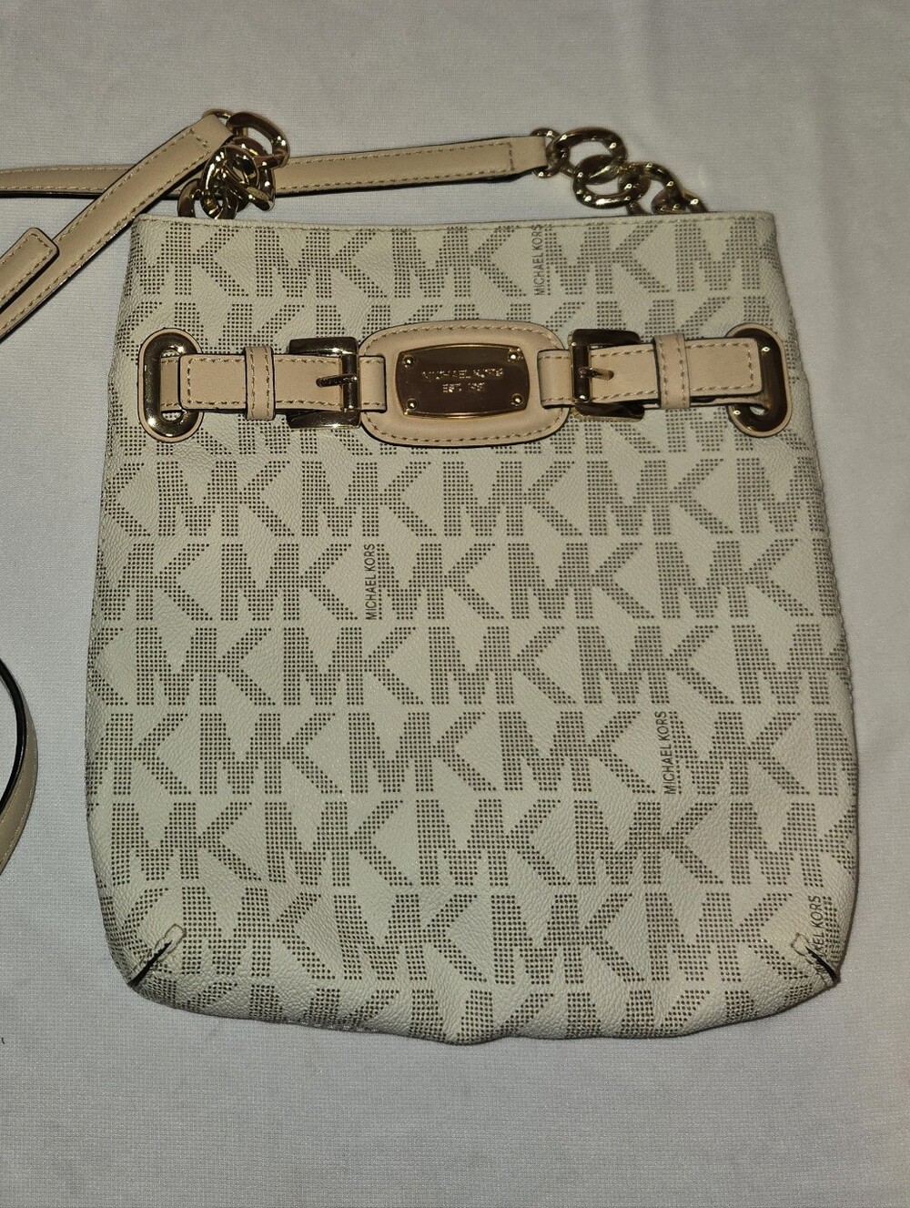 Authentic Michael Kors Hamilton Signature Crossbody Bag In Vanilla